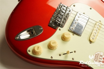 BST-2-RSM/M - Candy Apple Red
